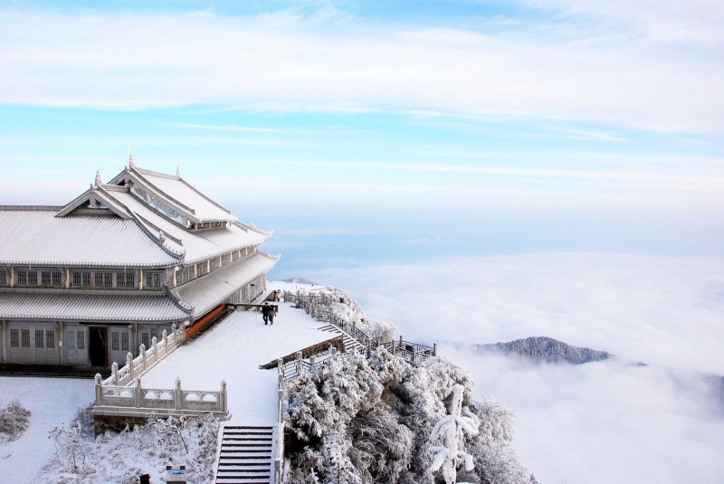 峨眉山